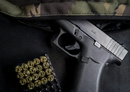 GLOCK-48-Fanny-Pack-iStock-2196791813-(1)