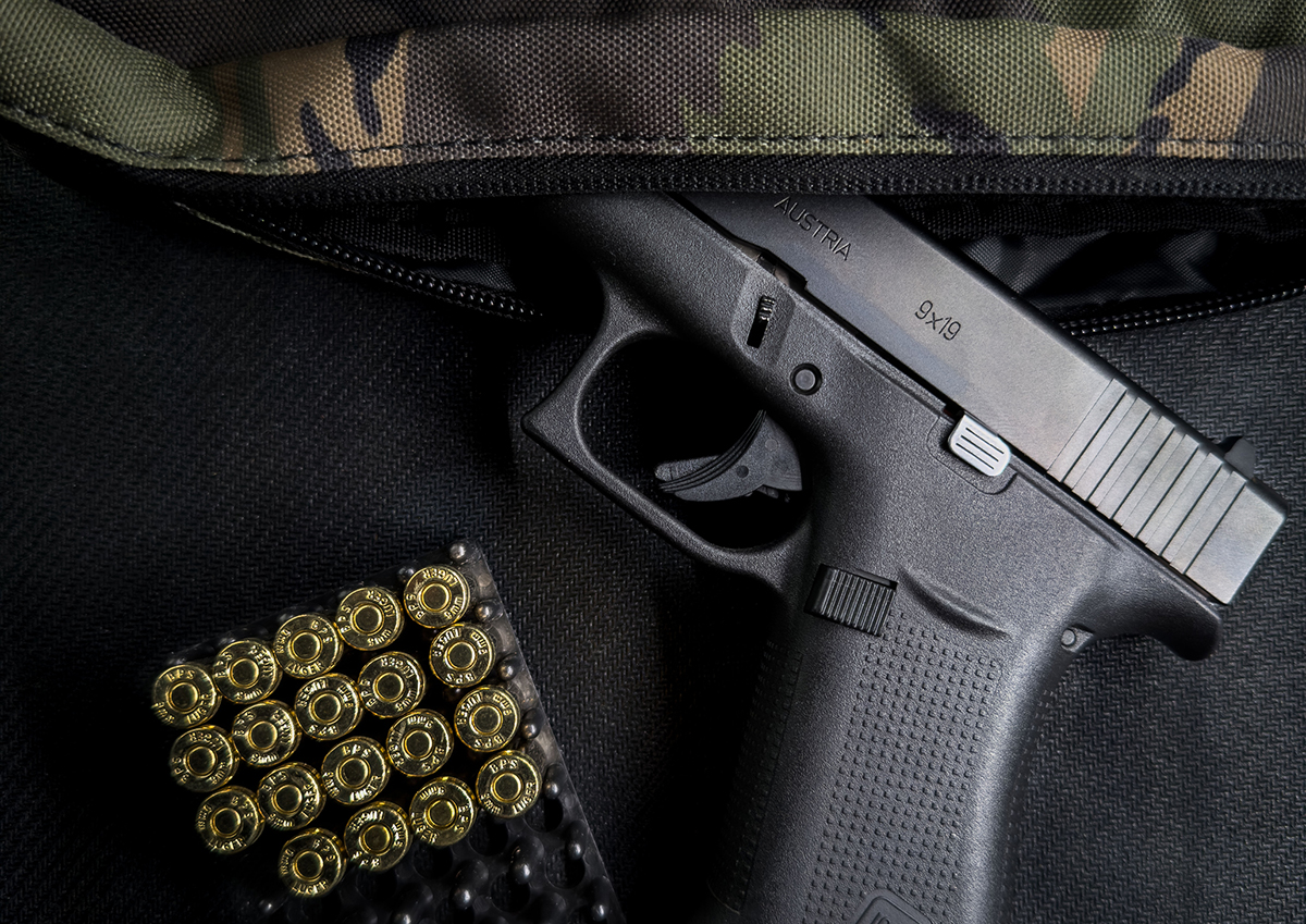 GLOCK-48-Fanny-Pack-iStock-2196791813-(1)